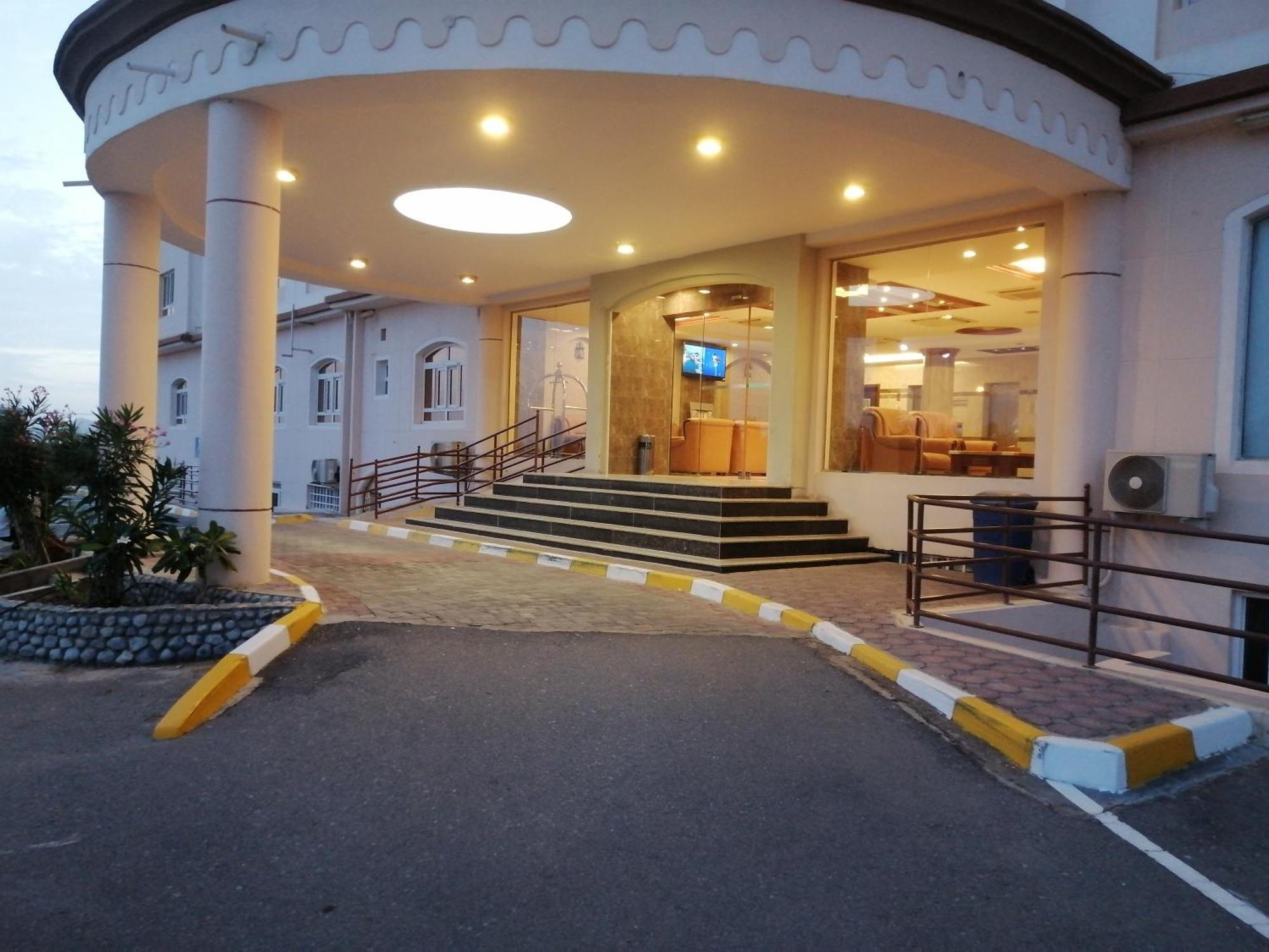 Nizwa Hotel Apartments Exterior photo